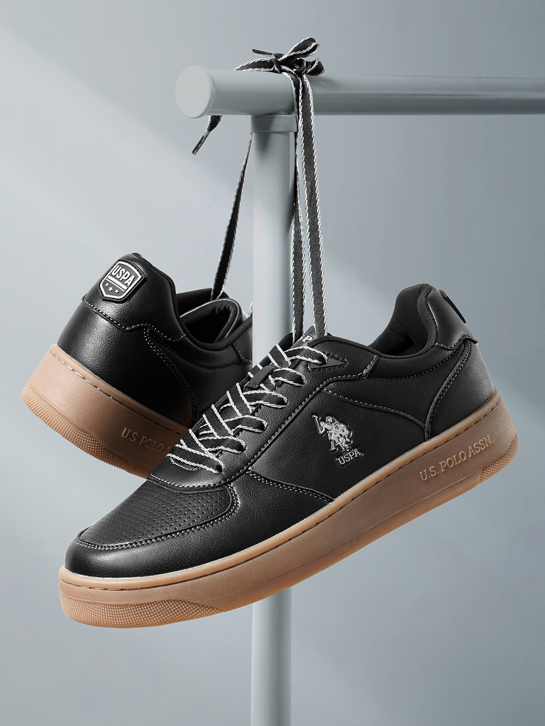 

U.S. Polo Assn. Men Kodiak Retro Court Sneakers, Black