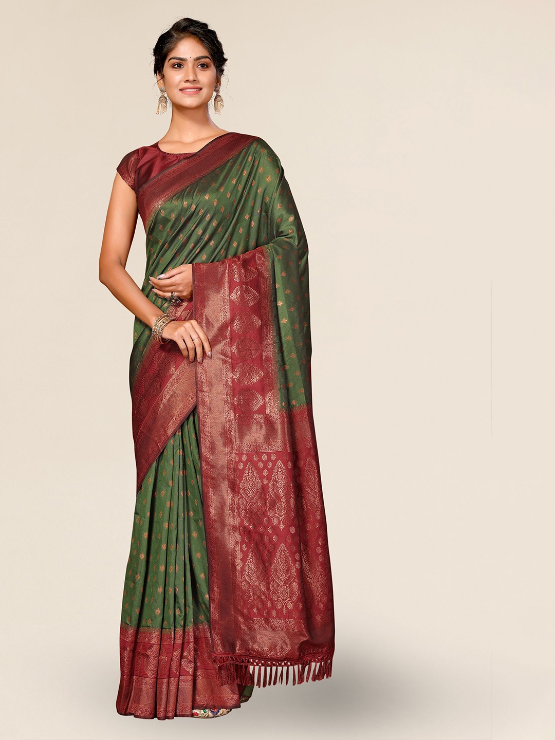 

DIVASTRI Ethnic Motifs Woven Design Zari Banarasi Saree, Green