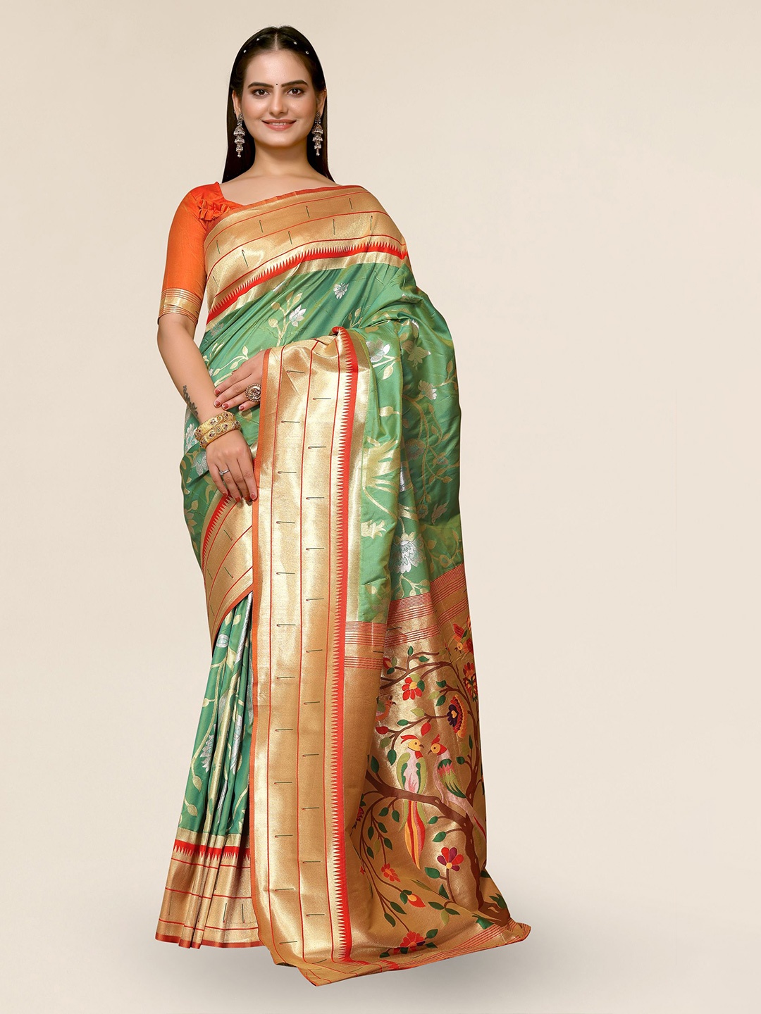 

DIVASTRI Ethnic Motif Woven Design Zari Paithani Saree, Green