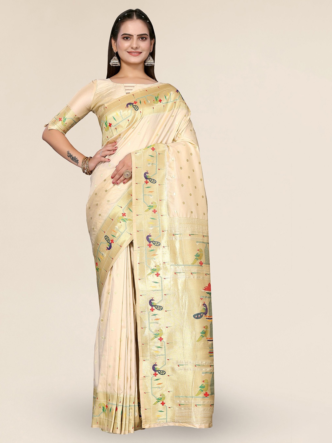 

DIVASTRI Ethnic Motifs Woven Design Zari Paithani Saree, White