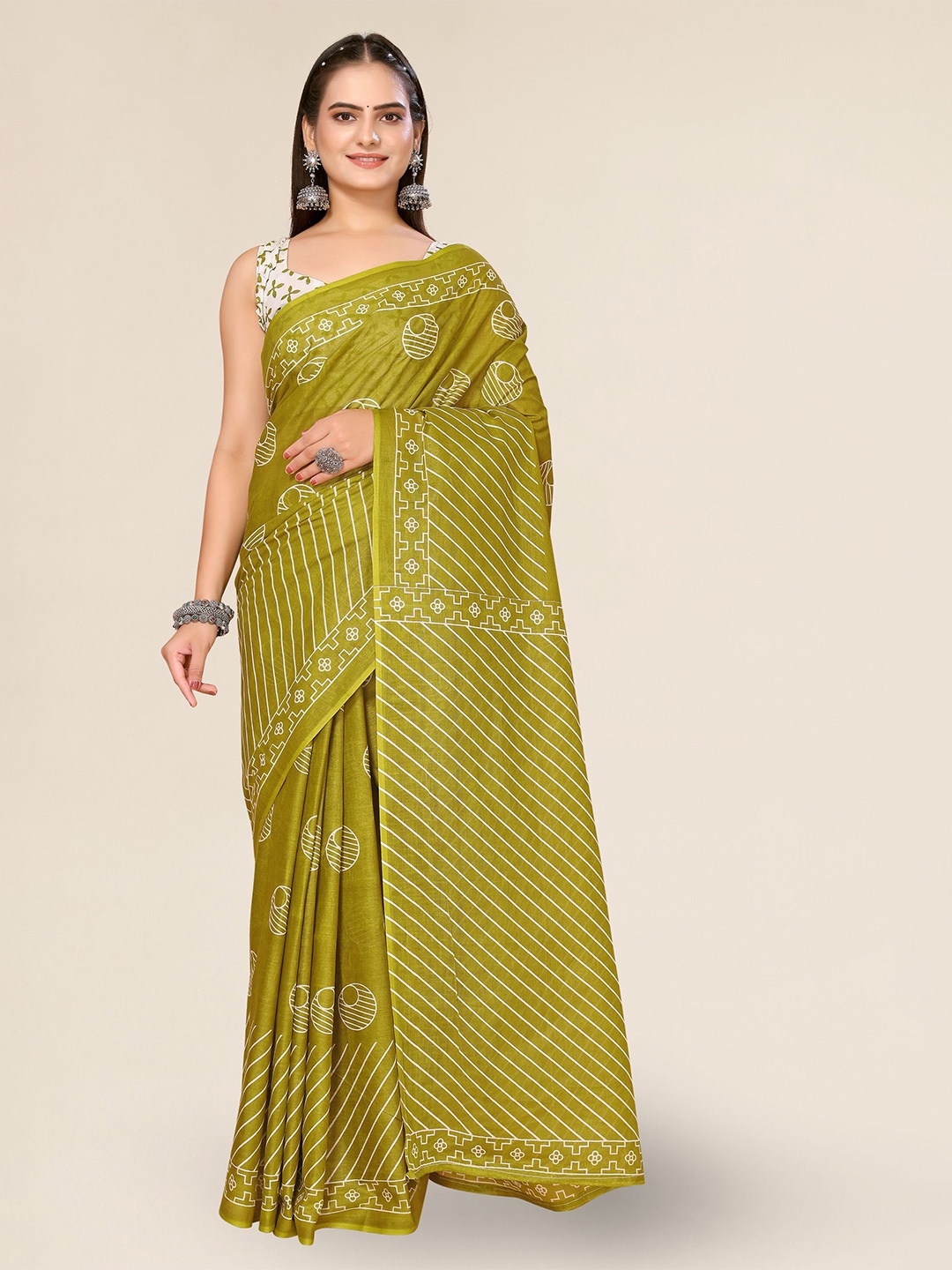 

DIVASTRI Ethnic Motif Printed Kota Saree, Green
