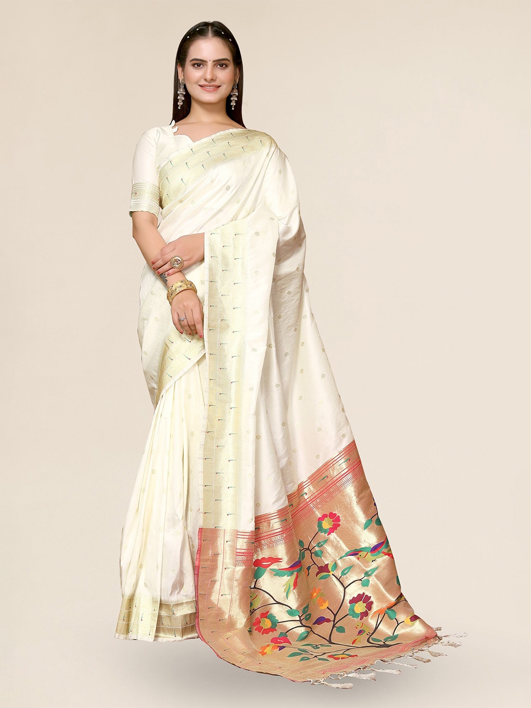 

DIVASTRI Ethnic Motifs Woven Design Zari Paithani Saree, White
