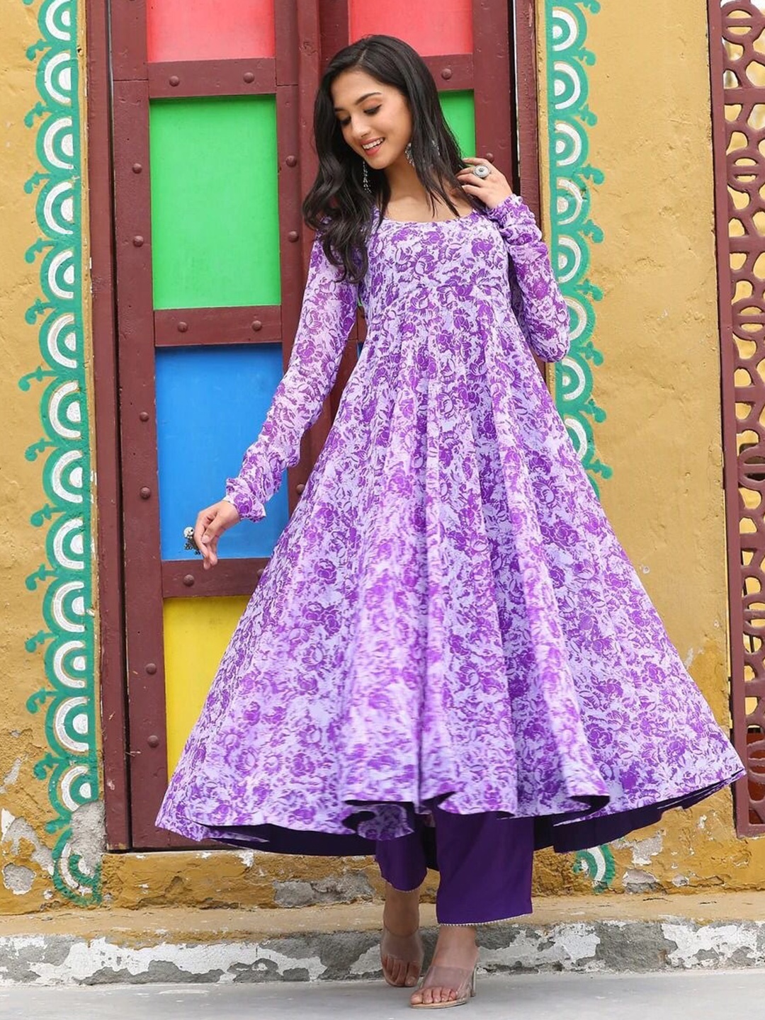 

BLACK SCISSOR Floral Printed Long Sleeves Anarkali Kurta, Purple