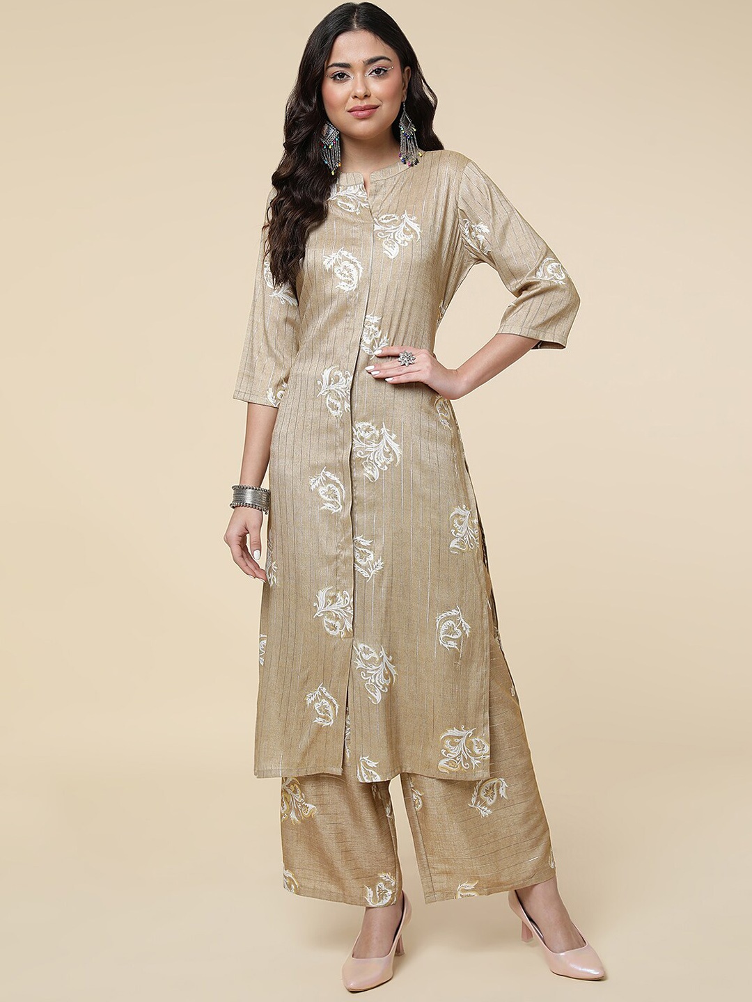 

Sangria Ethnic Motif Printed Straight Kurta With Palazzo, Beige