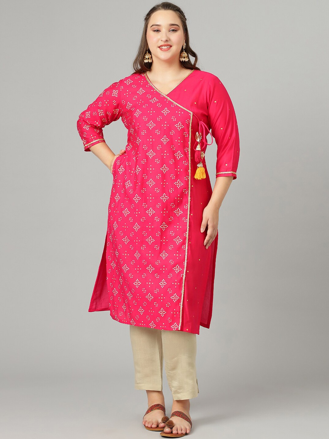 

Curvy Lane Women Pink Geometric Printed Gotta Patti Kurta