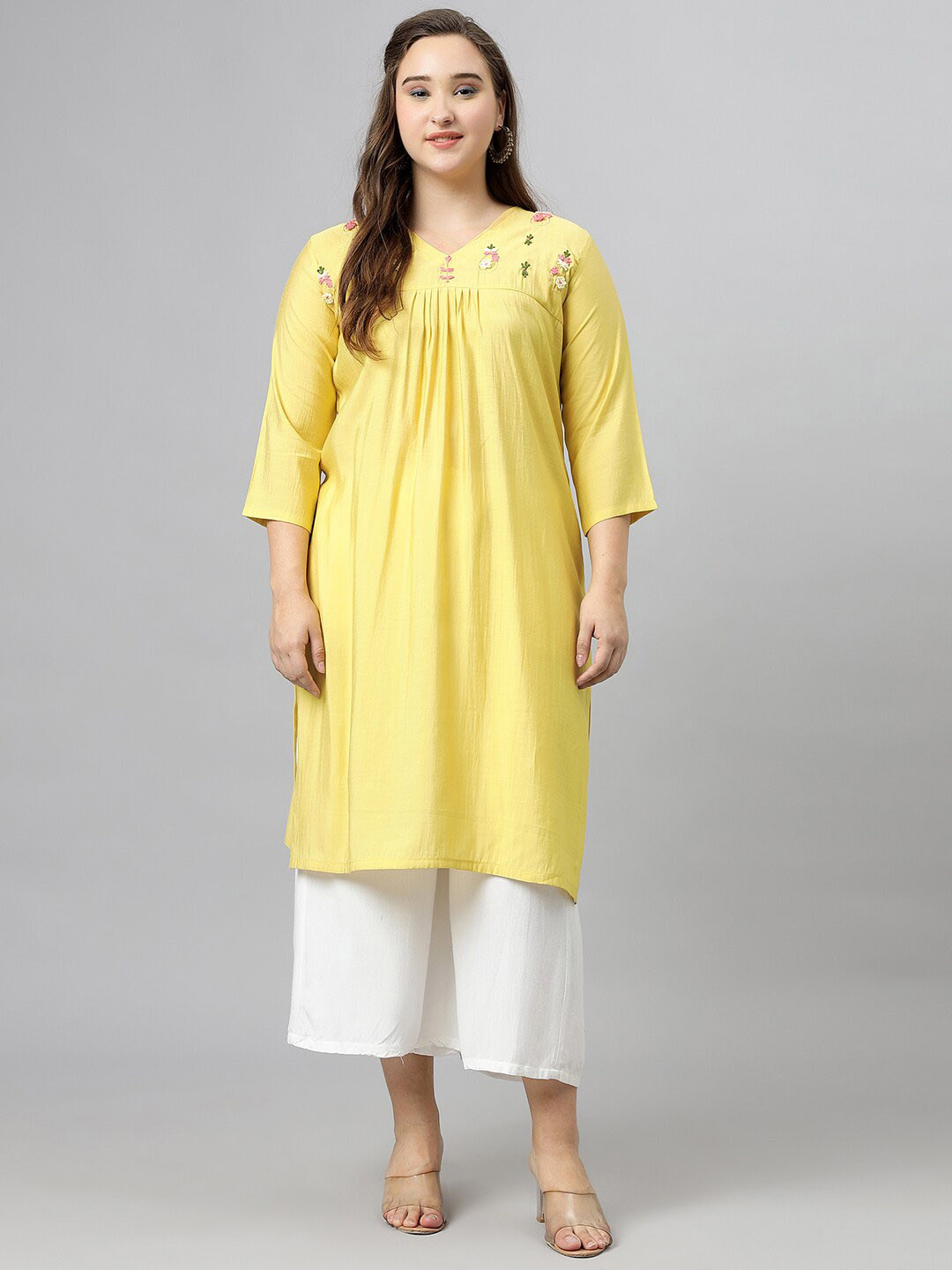 

Curvy Lane Women Yellow Embroidered Keyhole Neck Flared Sleeves Thread Work Kurta