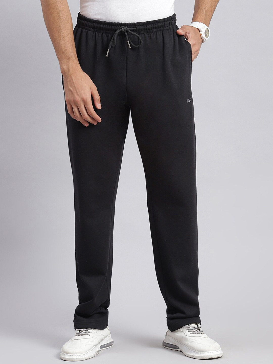 

Monte Carlo Men Mid Rise Regular Fit Track Pants, Black