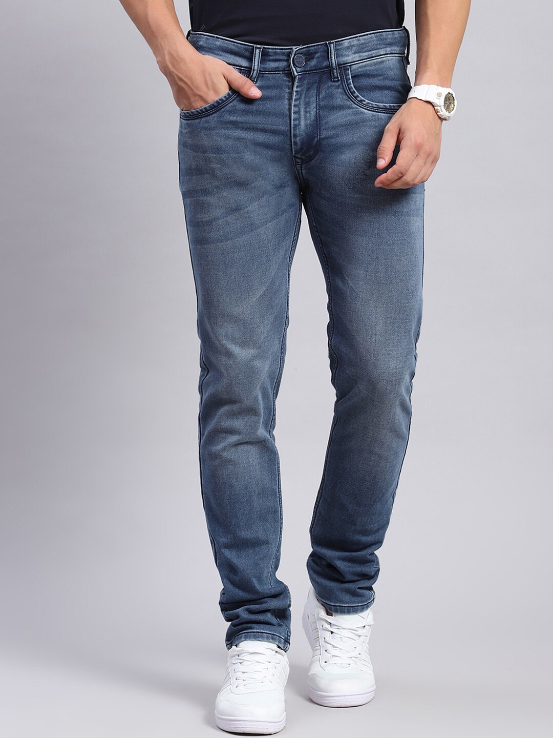 

Monte Carlo Men Regular Fit Mid-Rise Light Fade Clean Look Cotton Jeans, Blue