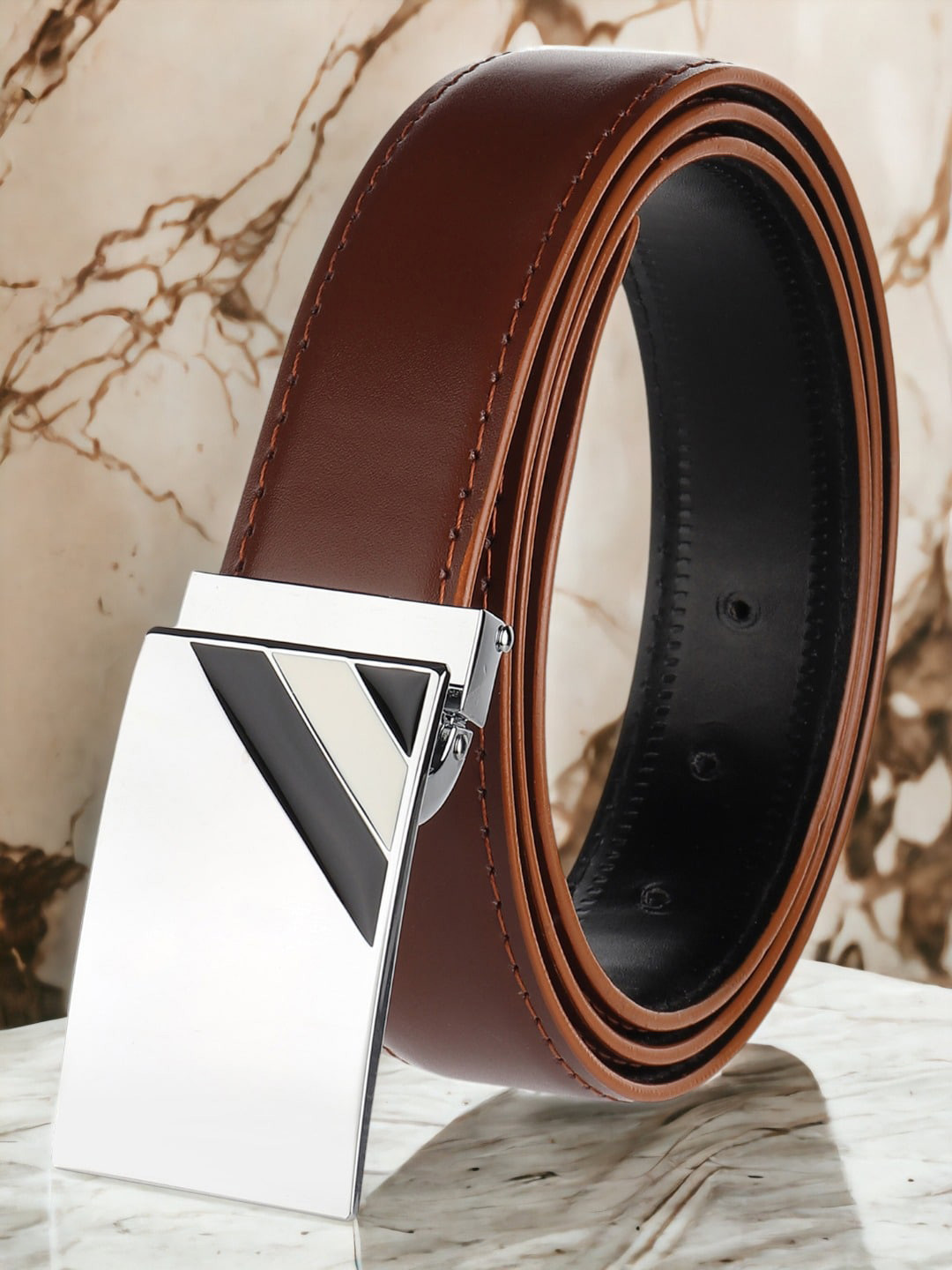 

The Roadster Lifestyle Co. Men Hook Buckle Belt, Tan