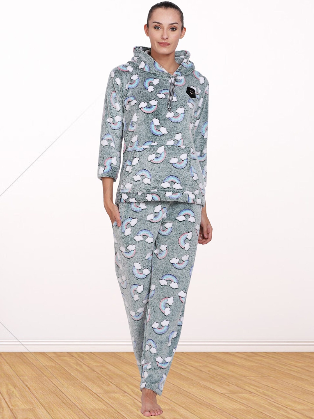 

Noty Conversational Self Design Hooded Sweatshirt & Pyjama, Grey