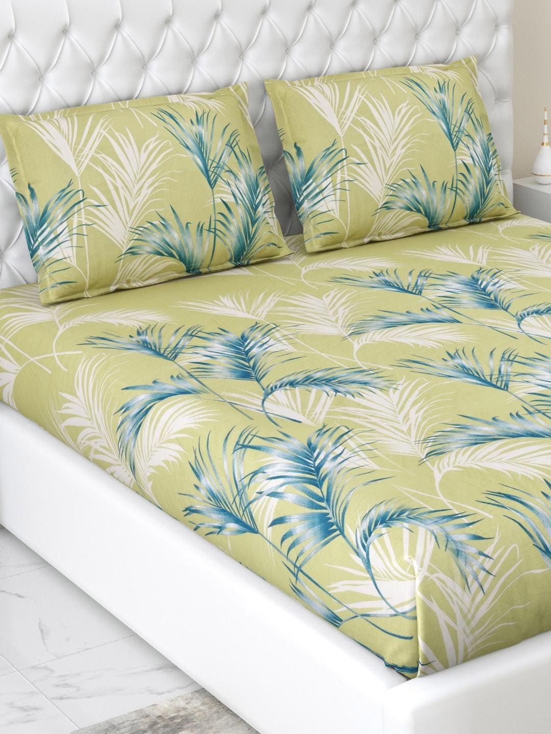 

haus & kinder Blue Floral Pure Cotton 186 TC Fitted Queen Bedsheet with 2 Pillow Covers