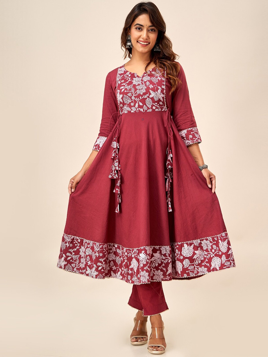 

SVARCHI Floral Yoke Design Gotta Patti Detailed Cotton Anarkali Kurta, Maroon