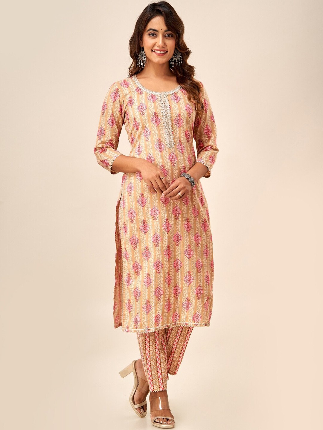 

SVARCHI Ethnic Motifs Printed Gotta Patti Detailed Cotton Straight Kurta, Beige