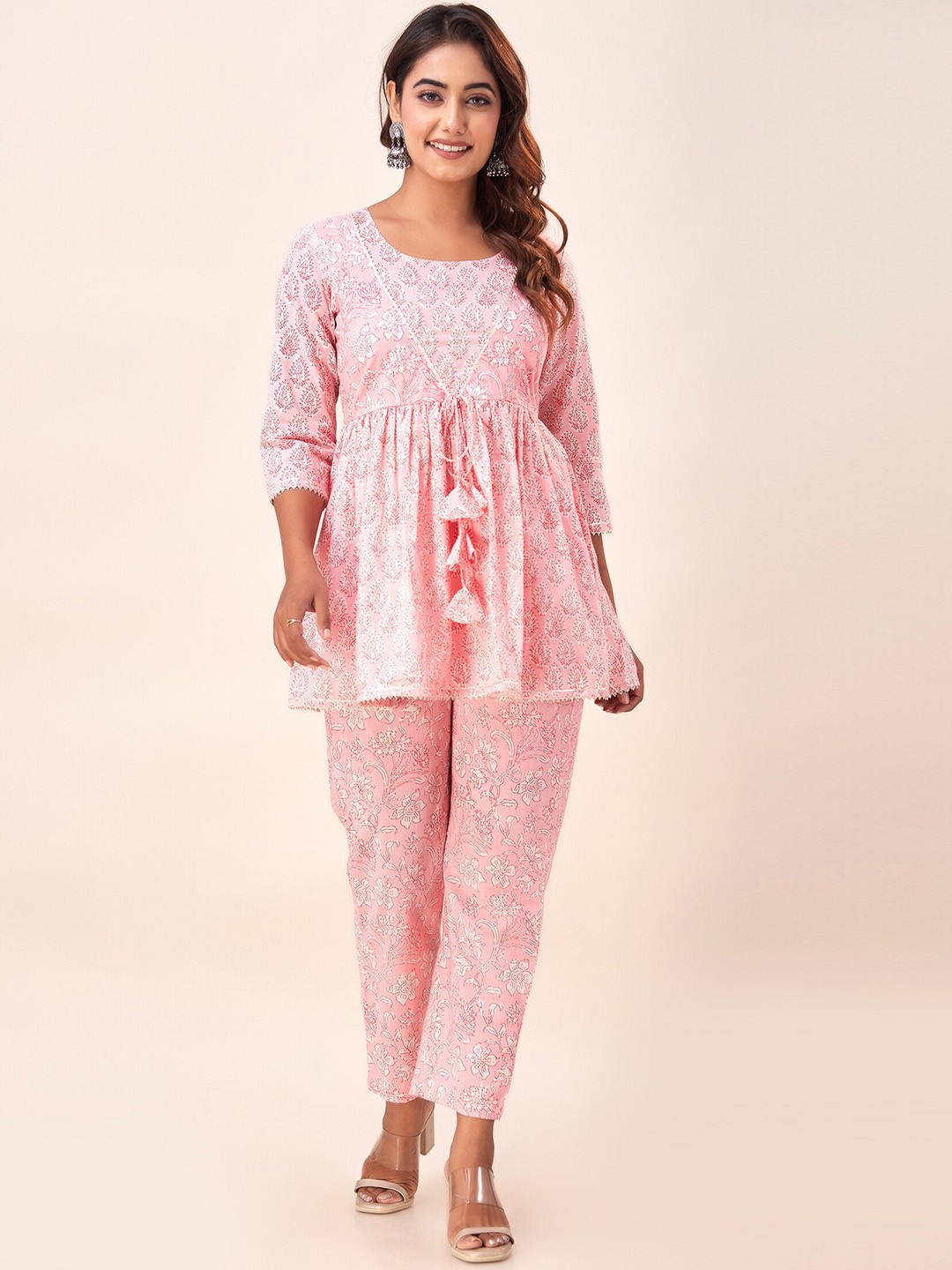 

SVARCHI Women Pink Floral Sequinned Anarkali Kurta