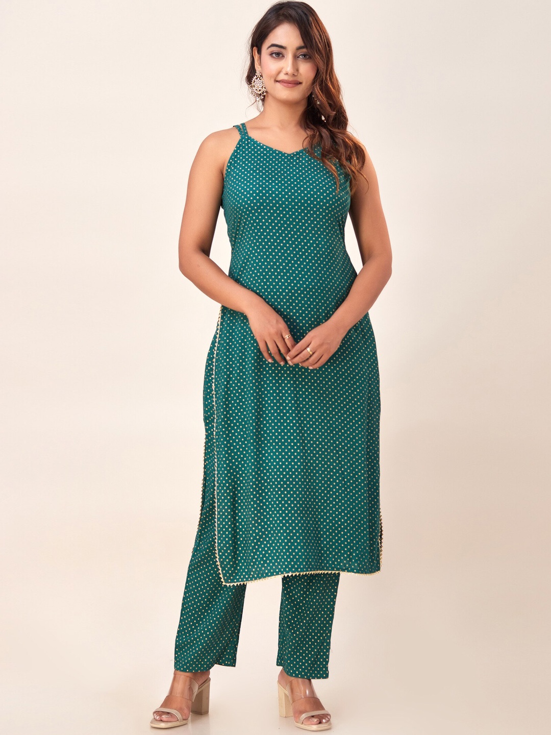 

SVARCHI Ethnic Motifs Printed Regular Kurta With Trousers & Dupatta, Green