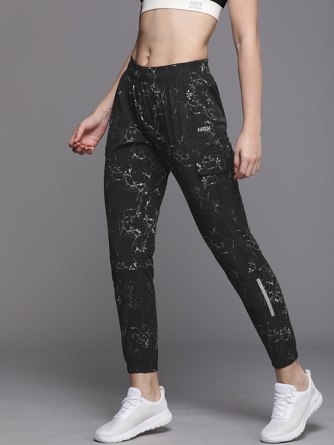 

HRX by Hrithik Roshan Women Printed Rapid-Dry Training Joggers, Black