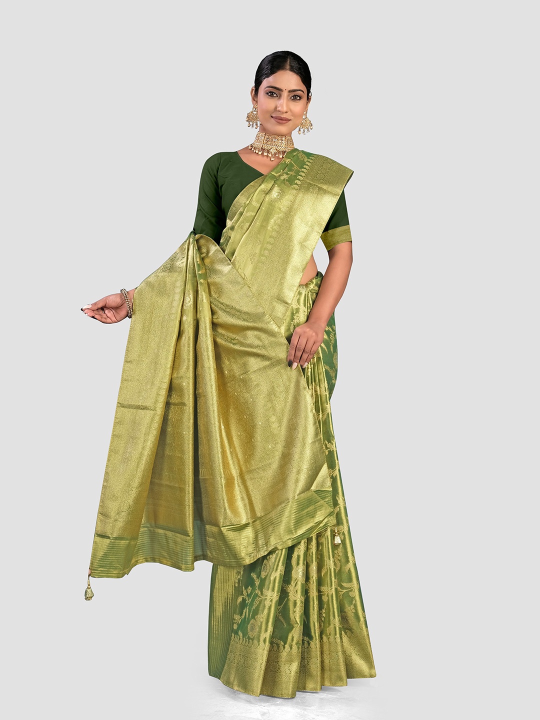 

KAJREE Ethnic Motifs Woven Design Zari Organza Banarasi Saree, Green
