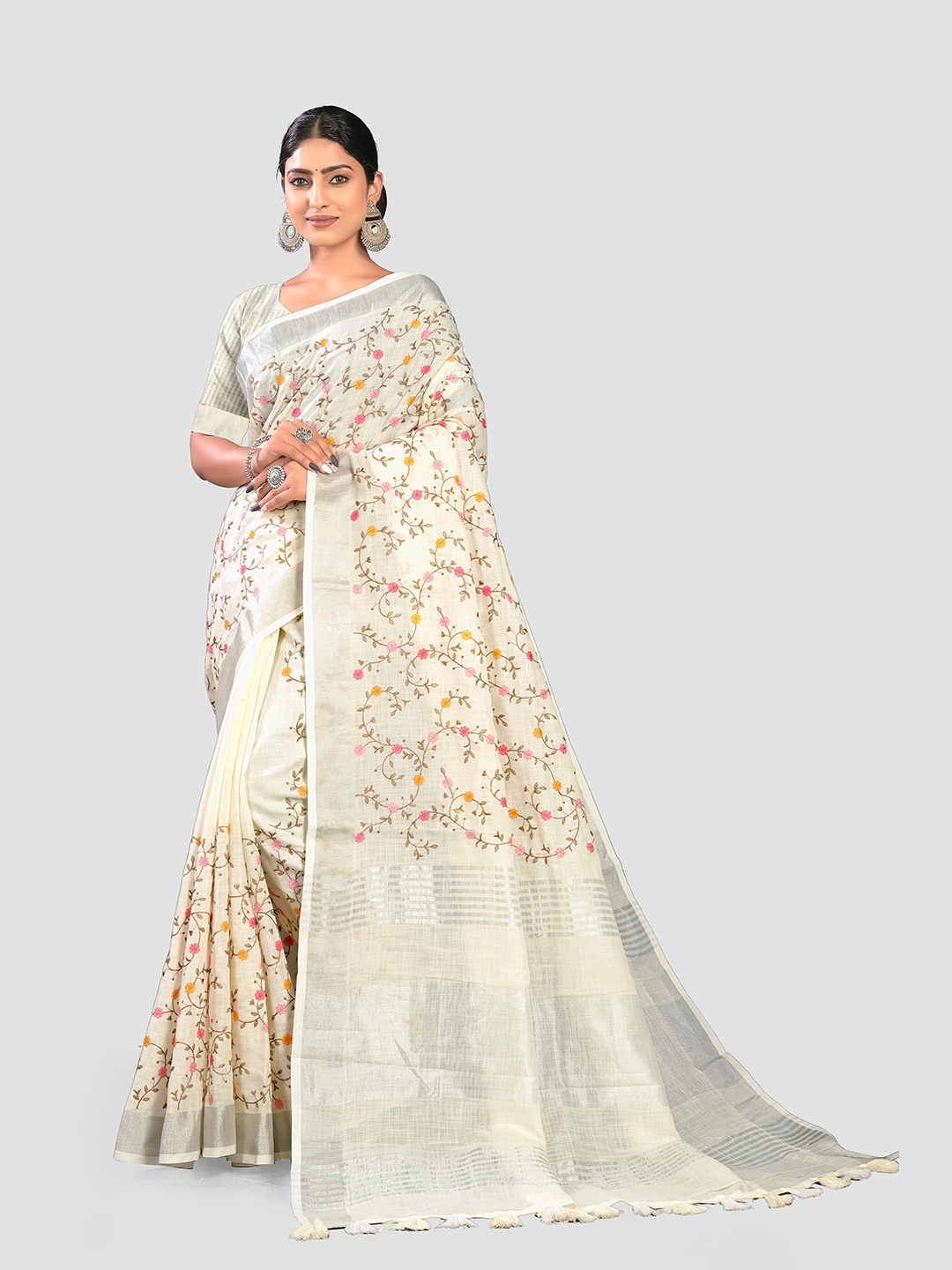 

KAJREE Floral Embroidered Pure Linen Bhagalpuri Saree, Cream