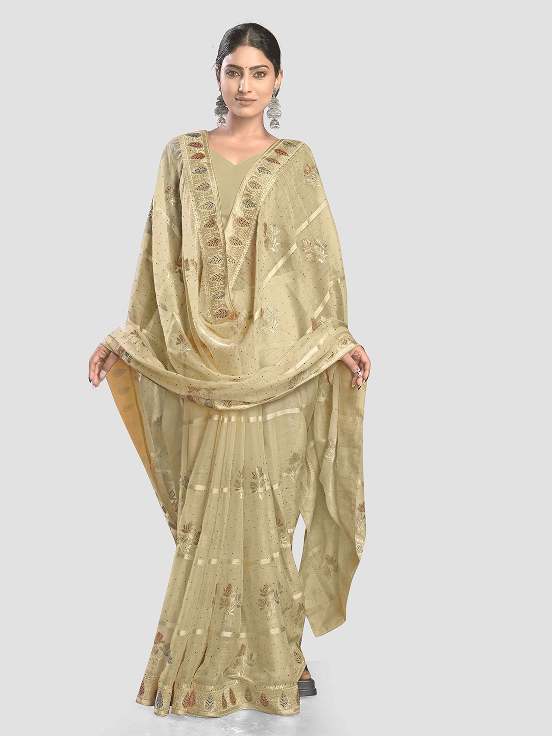 

KAJREE Floral Embroidered Beads & Stones Pure Crepe Jamdani Saree, Cream