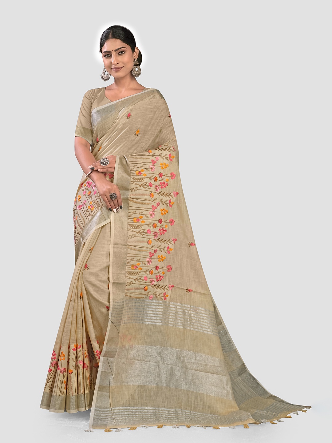 

KAJREE Ethnic Motifs Embroidered Pure Linen Bhagalpuri Saree, Cream