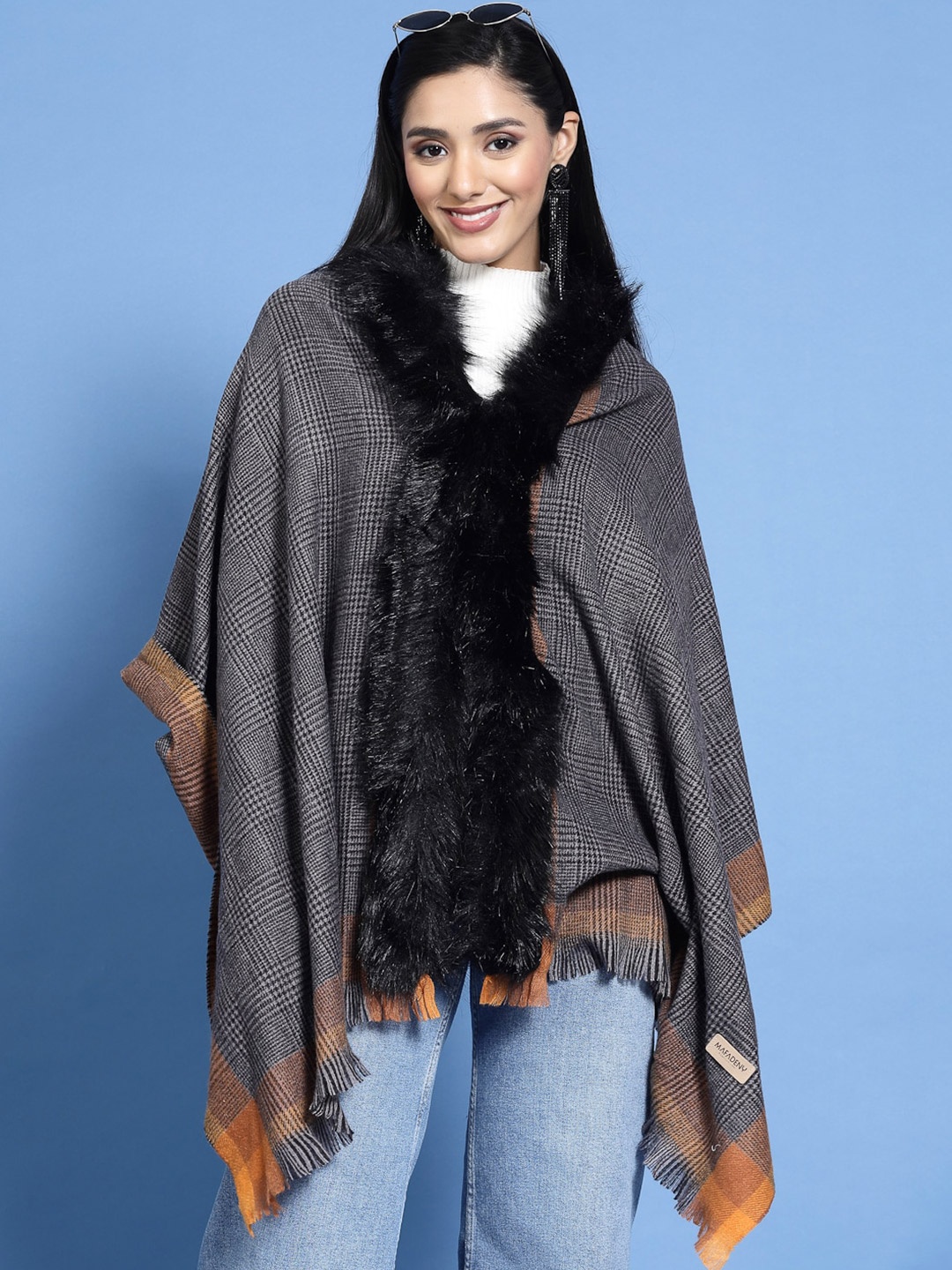 

Mafadeny Checked Faux Fur Detail Poncho Sweater, Black