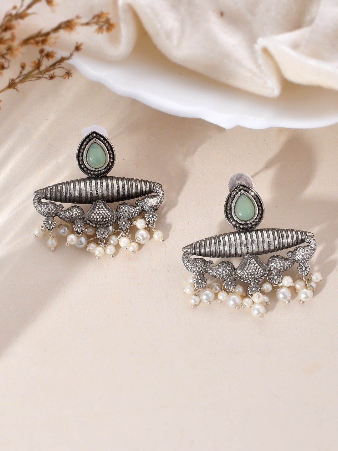 

DASTOOR Silver-Toned Contemporary Drop Earrings