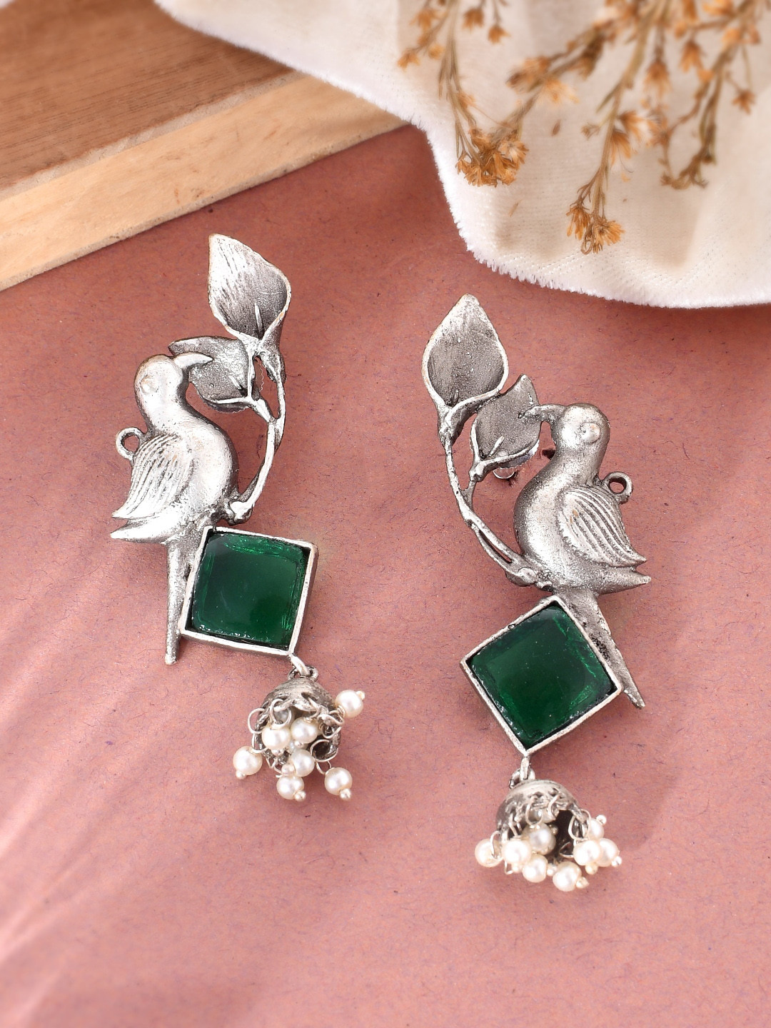 

DASTOOR Silver-Plated Contemporary Oxidised Drop Earrings