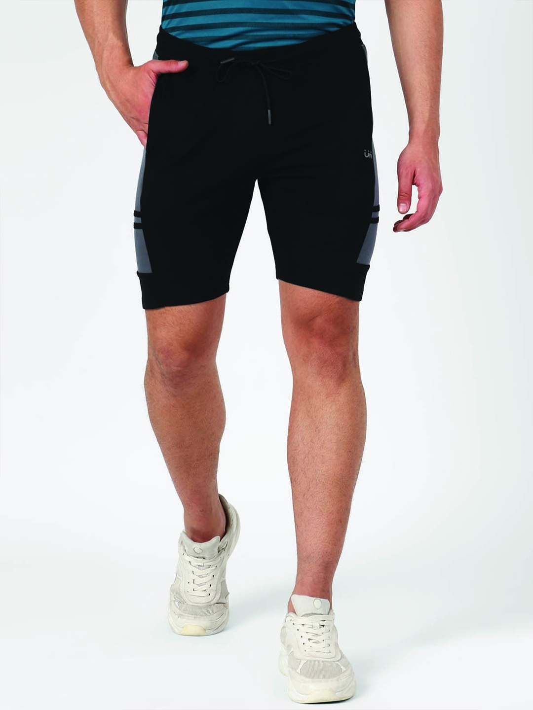 

UrbanMark Men Mid-Rise Regular Fit Sports Shorts, Black