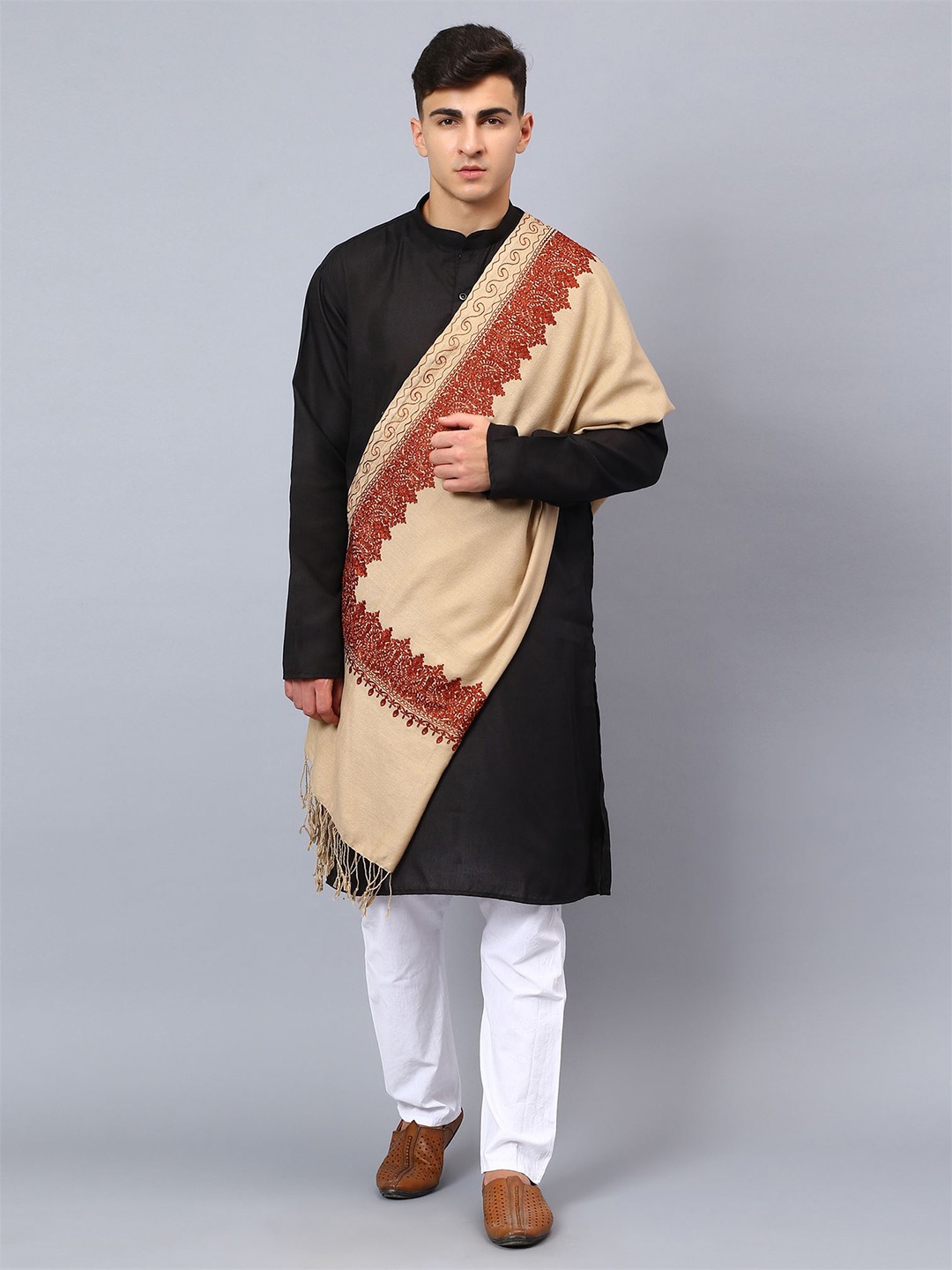 

Moda Chales Ethnic Motifs Embroidered Wool Stole, Brown