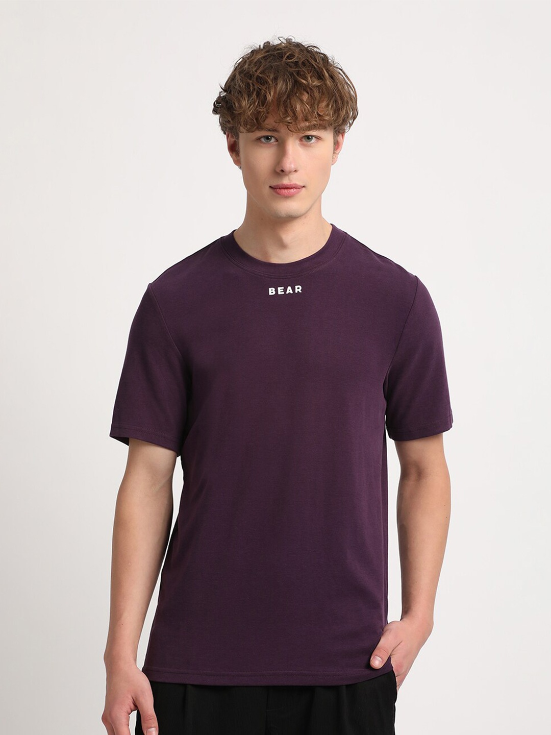 

THE BEAR HOUSE Slim Fit Round Neck T-shirt, Purple