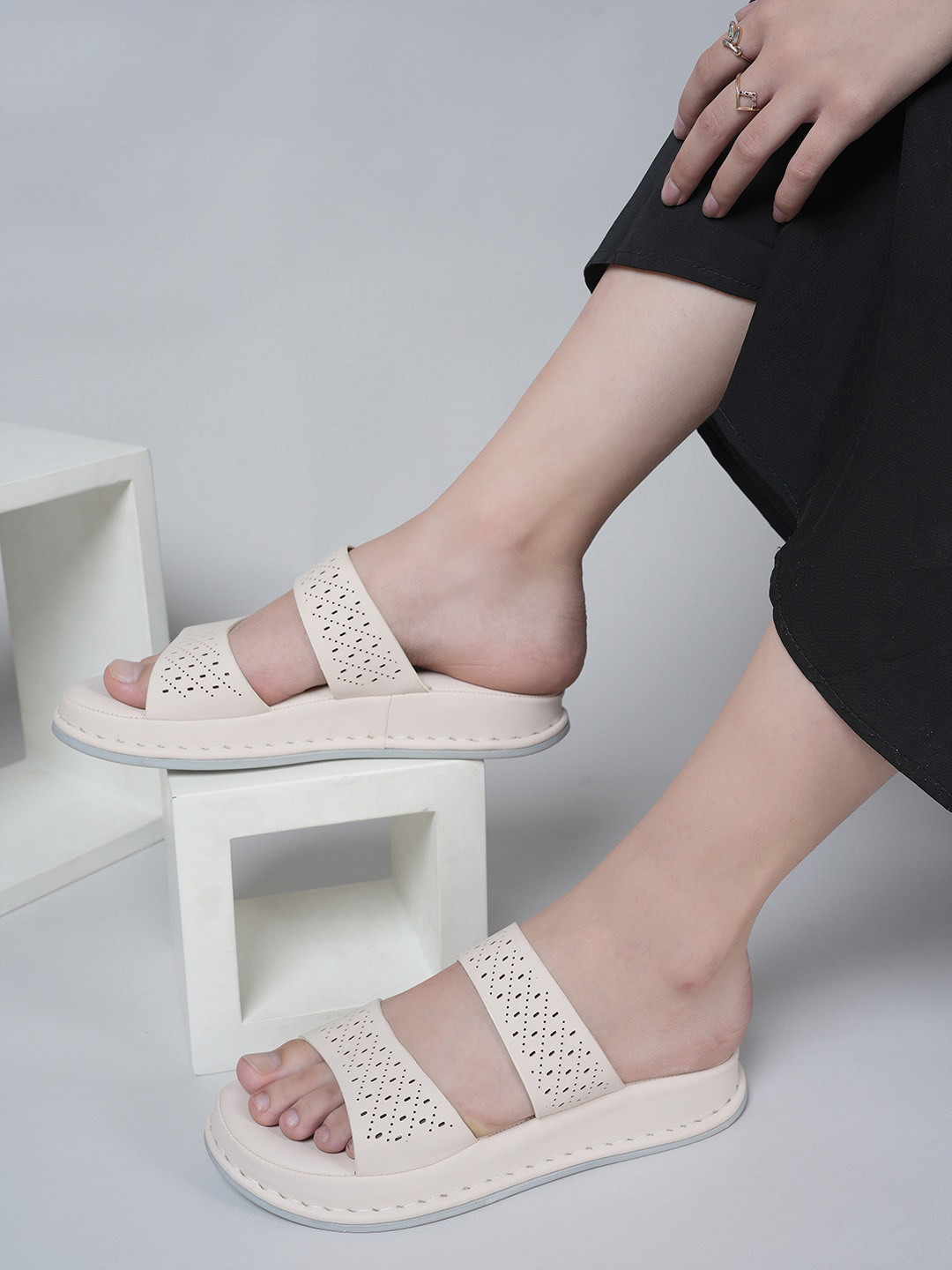 

DressBerry White Textured Open Toe Flats With Laser Cuts