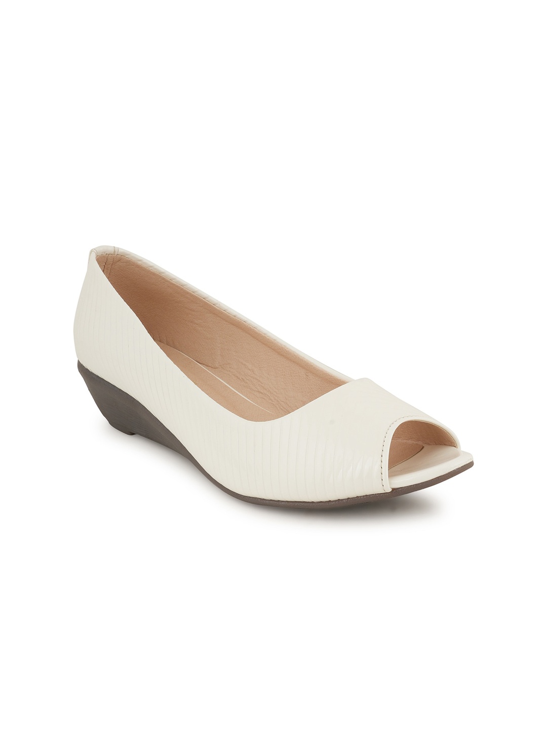 

DressBerry White Textured Wedge Peep Toes