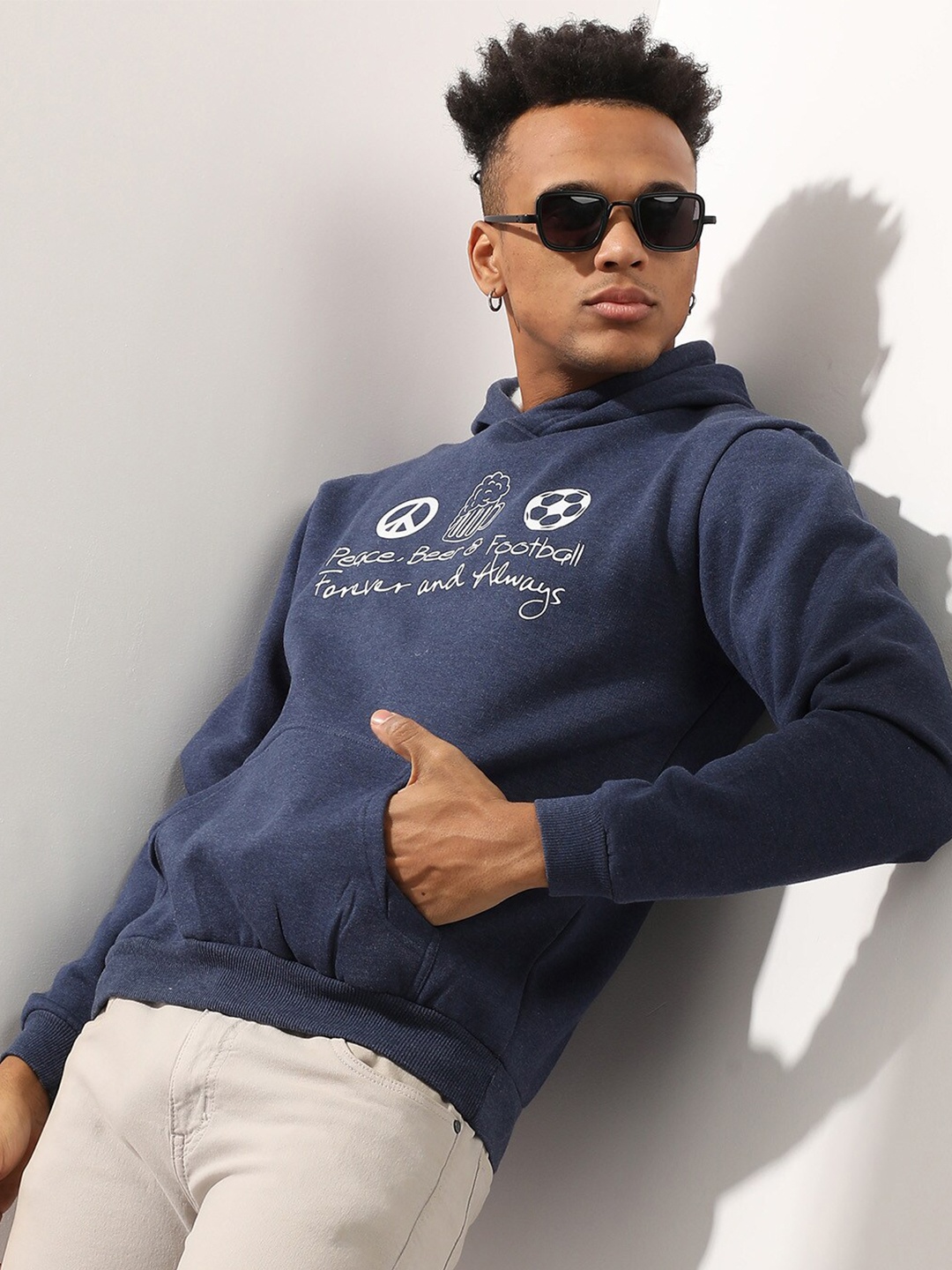 

Campus Sutra Blue Typography Printed Hooded Cotton Sweatshirt