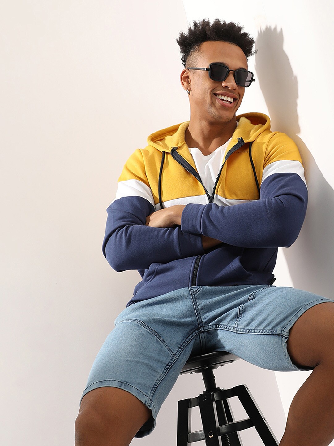 

Campus Sutra Colourblocked Hooded Sweatshirt, Yellow