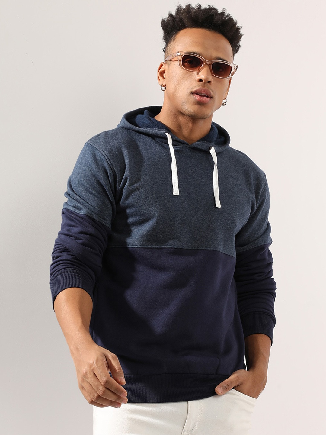 

Campus Sutra Blue Hooded Cotton Sweatshirt