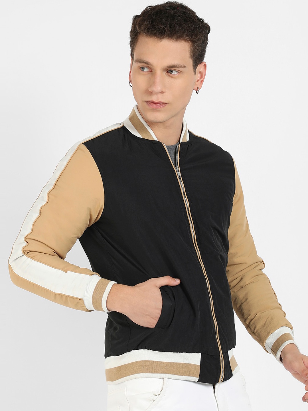 

Campus Sutra Men Multicoloured Colourblocked Windcheater Crop Outdoor Bomber Jacket, Multi