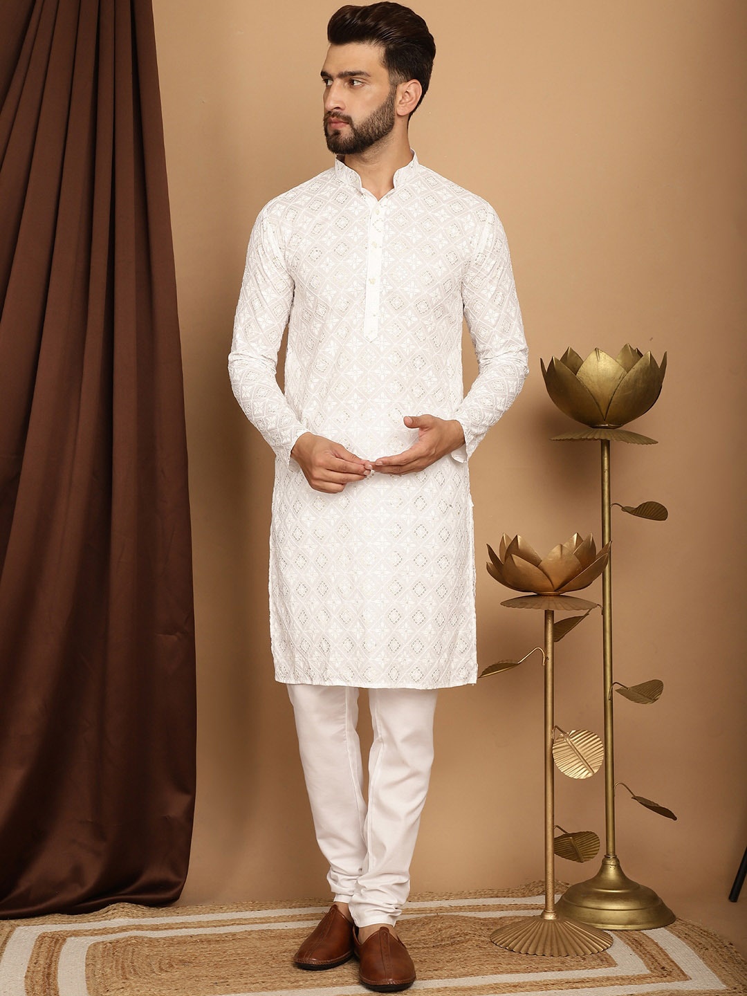 

SOJANYA Embroidered Sequinned Pure Cotton Kurta with Churidar, White