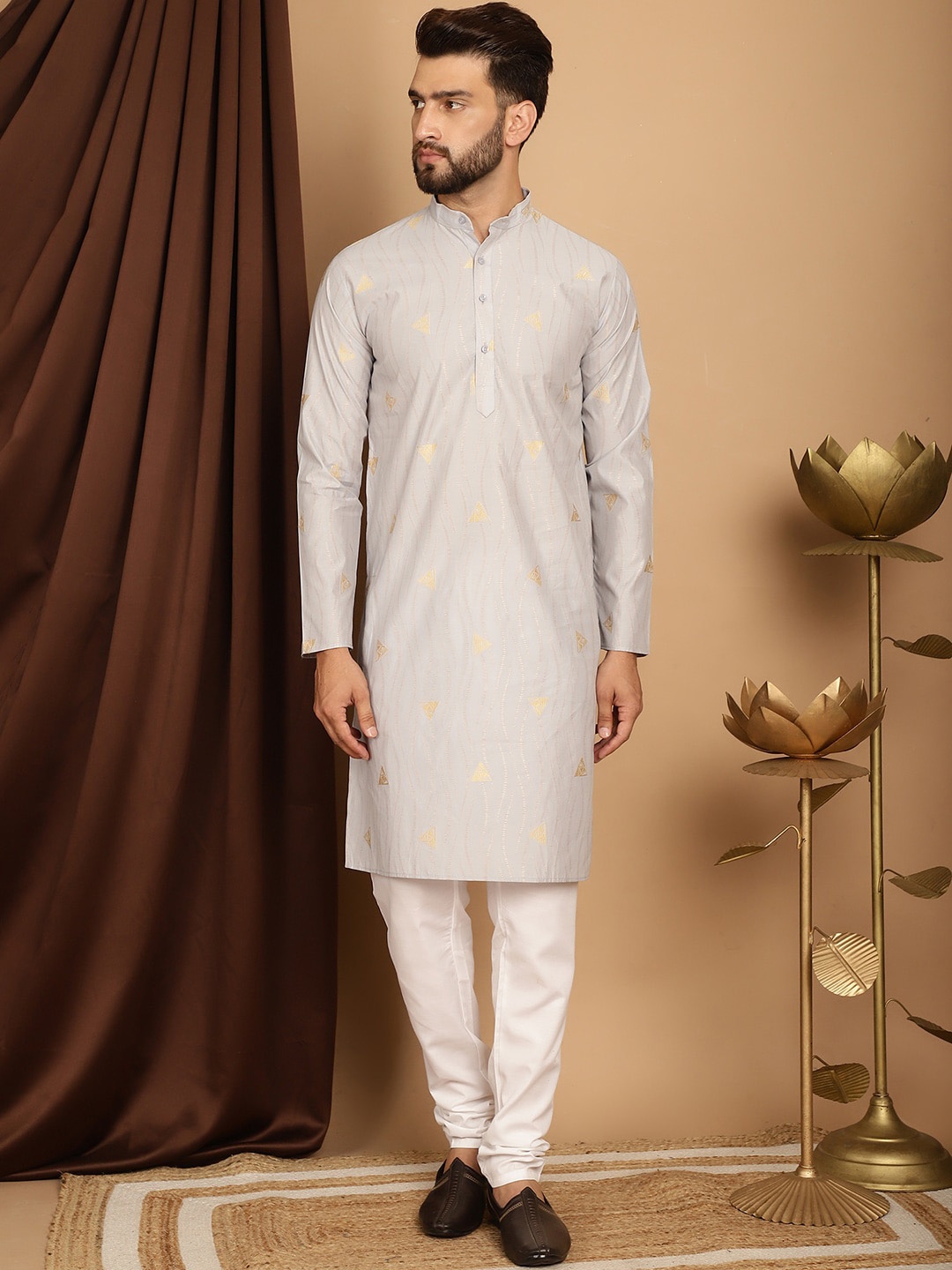 

SOJANYA Mandarin Collar Kurta with Churidar, Grey