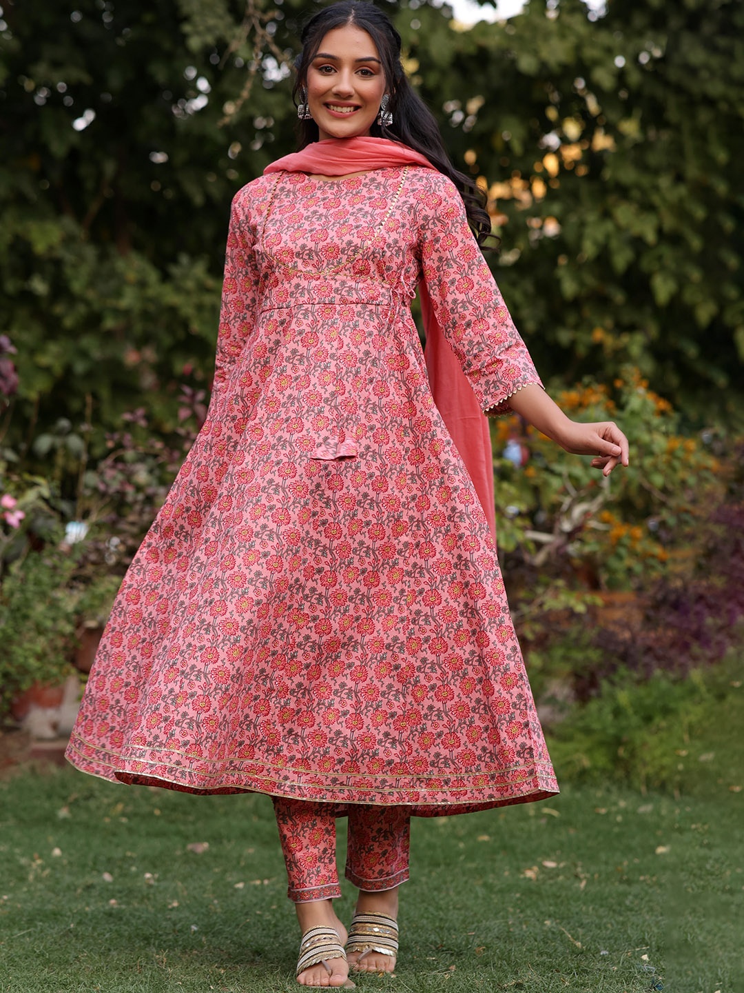 

KASYA Floral Printed Gotta Patti Pure Cotton Anarkali Kurta & Trousers With Dupatta, Peach