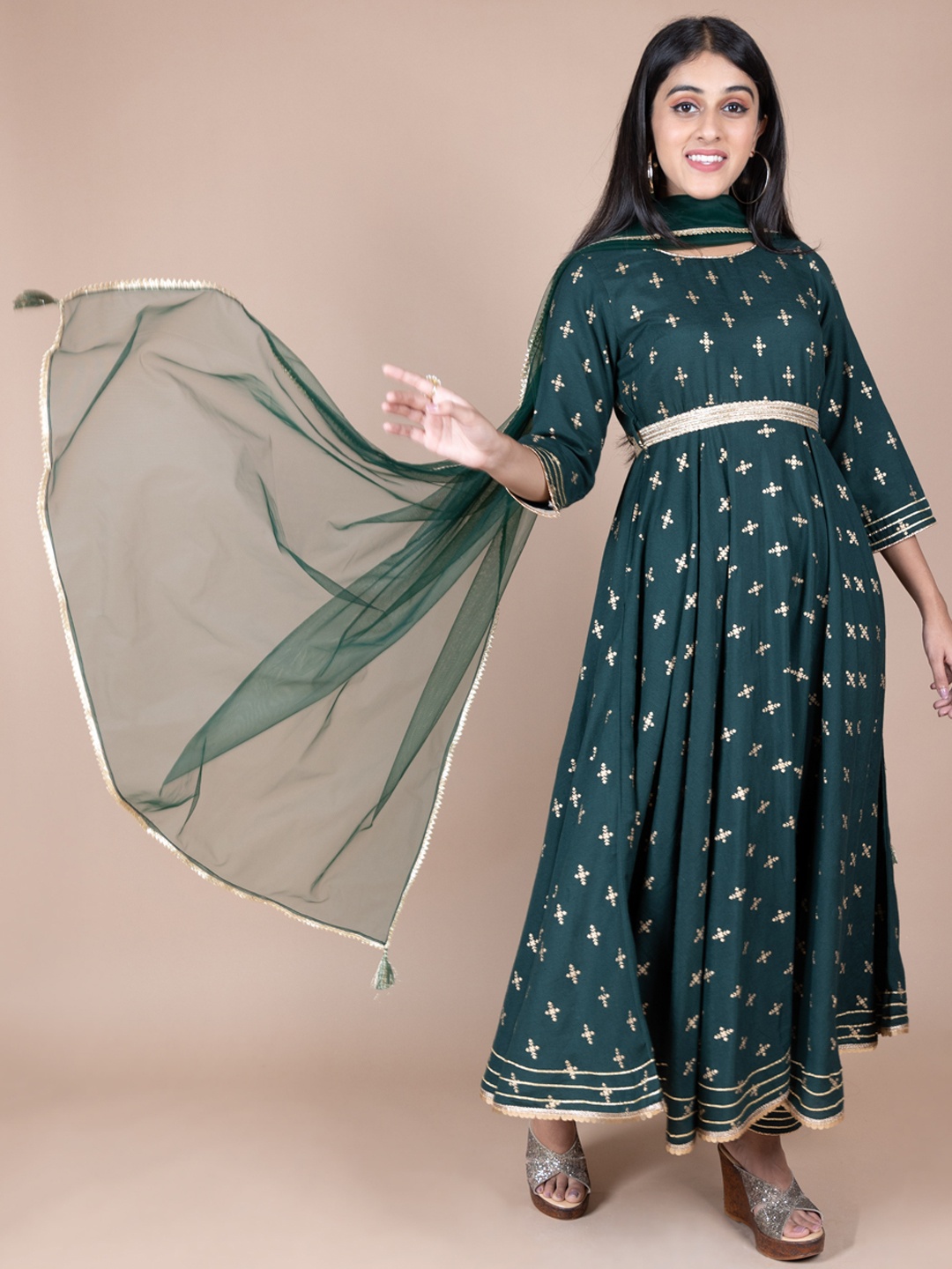 

KASYA Ethnic Motifs Printed Anarkali Kurta With Trousers & Dupatta, Green