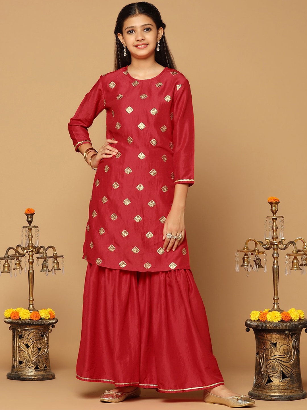 

FASHION DREAM Girls Ethnic Motifs Embroidered Regular Thread Work Kurta With Sharara, Red