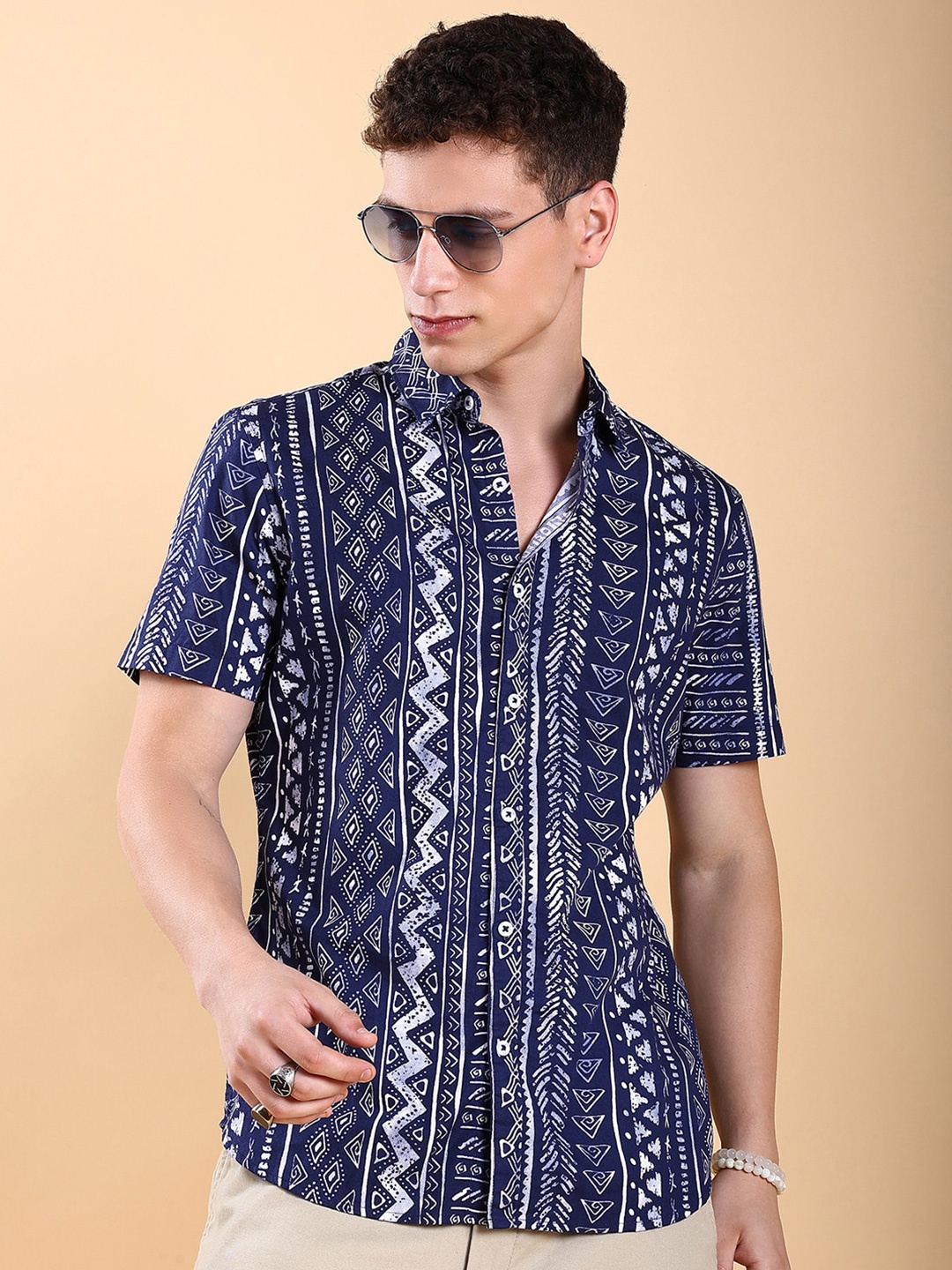 

HIGHLANDER Ethnic Printed Slim Fit Cotton Casual Shirt, Navy blue