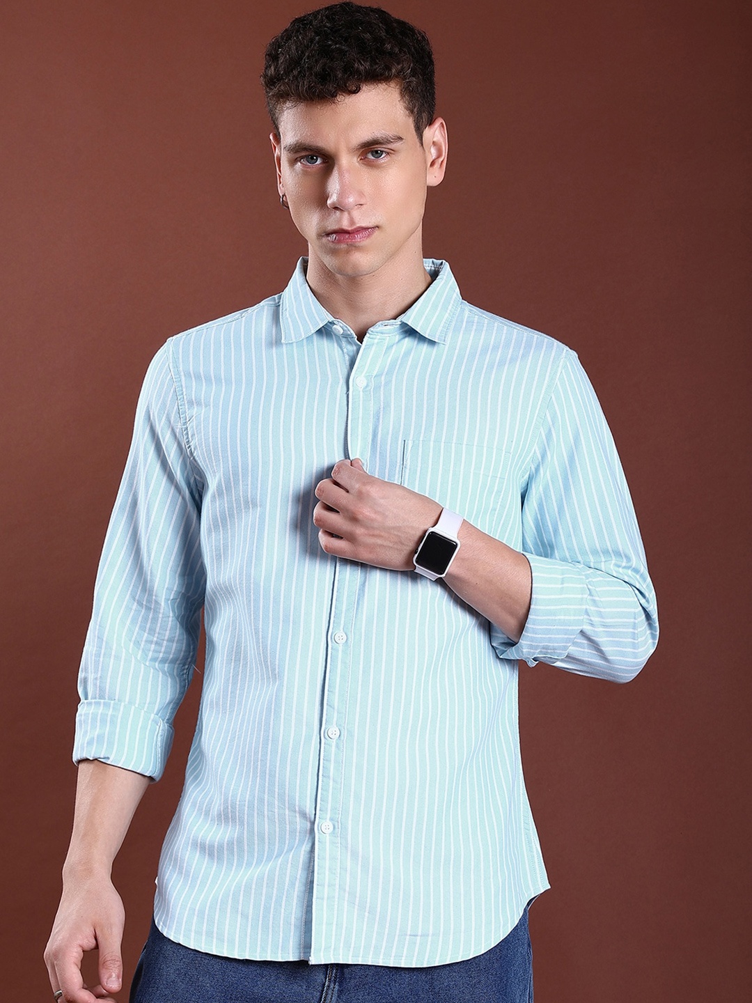 

HIGHLANDER Vertical Striped Slim Fit Casual Shirt, White