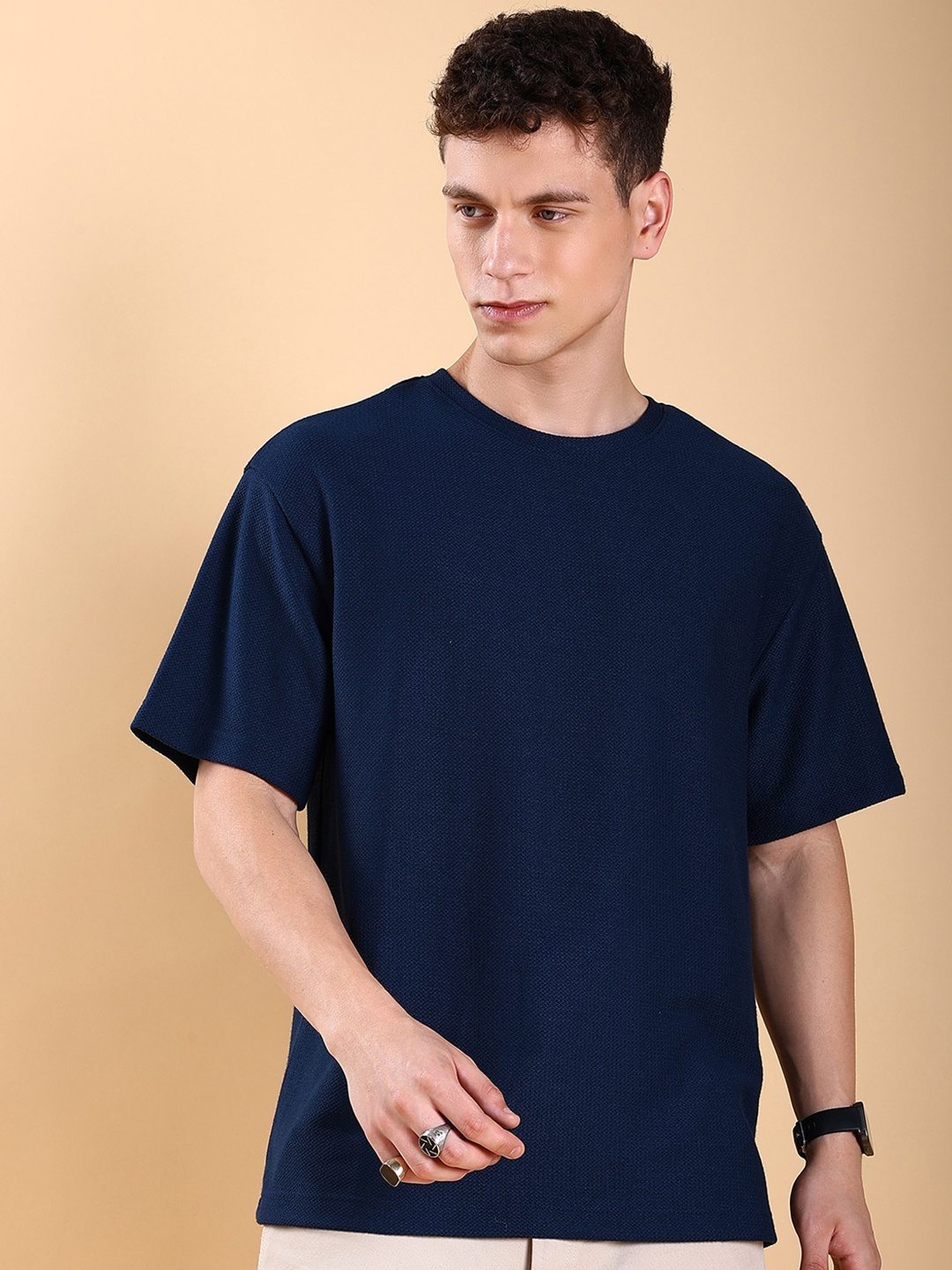 

HIGHLANDER Popcorn Structured Drop Shoulder Oversized T-shirt, Navy blue