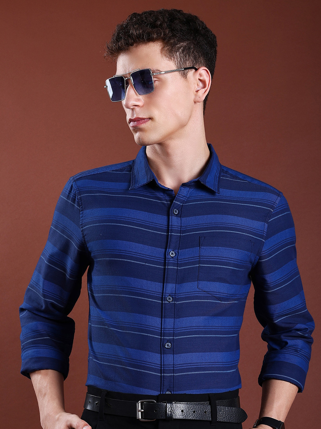 

HIGHLANDER Horizontal Striped Slim Fit Casual Shirt, Navy blue