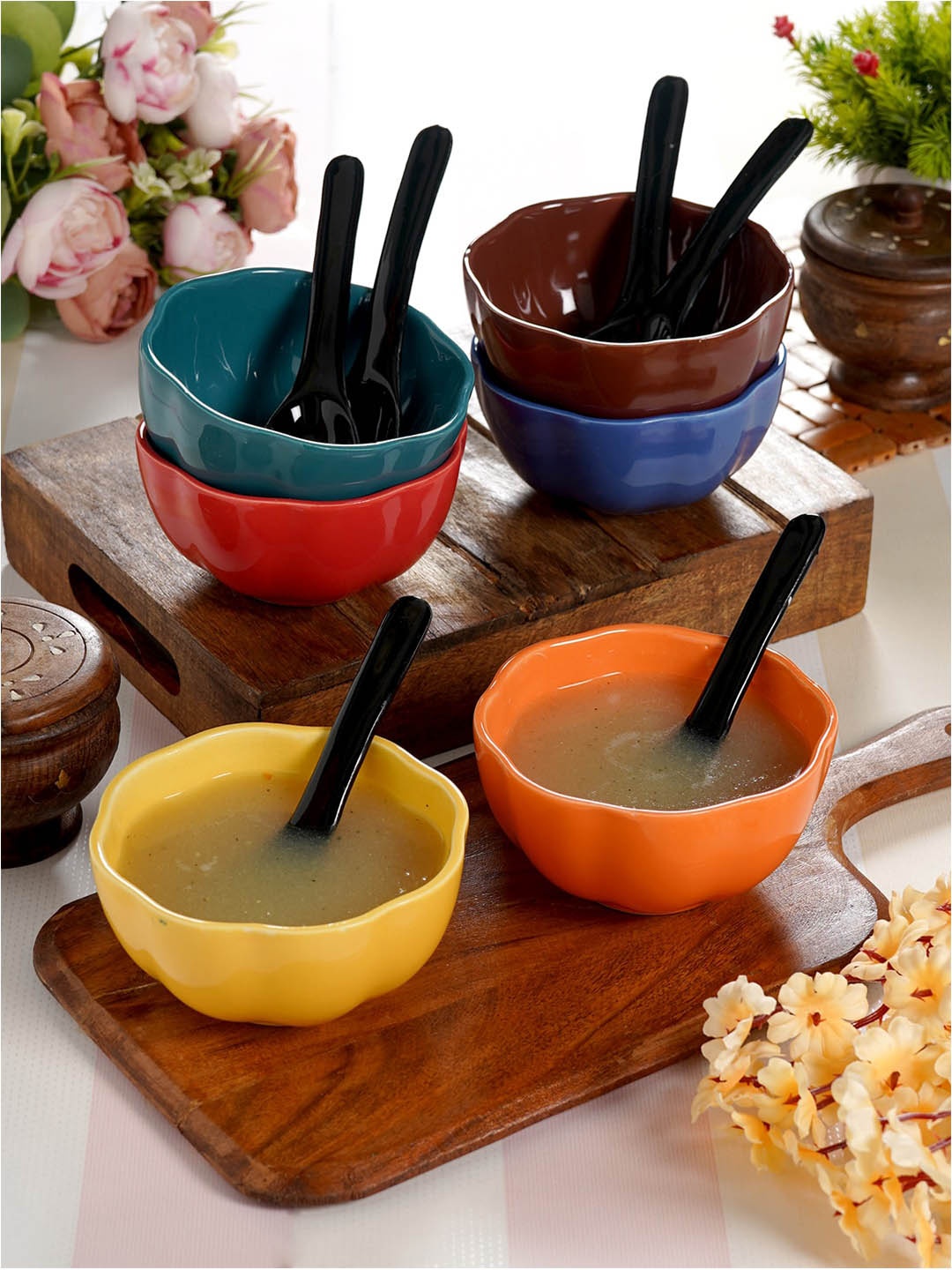 

CDI Red & Yellow 6 Pieces Ceramic Glossy Bowls 300ml