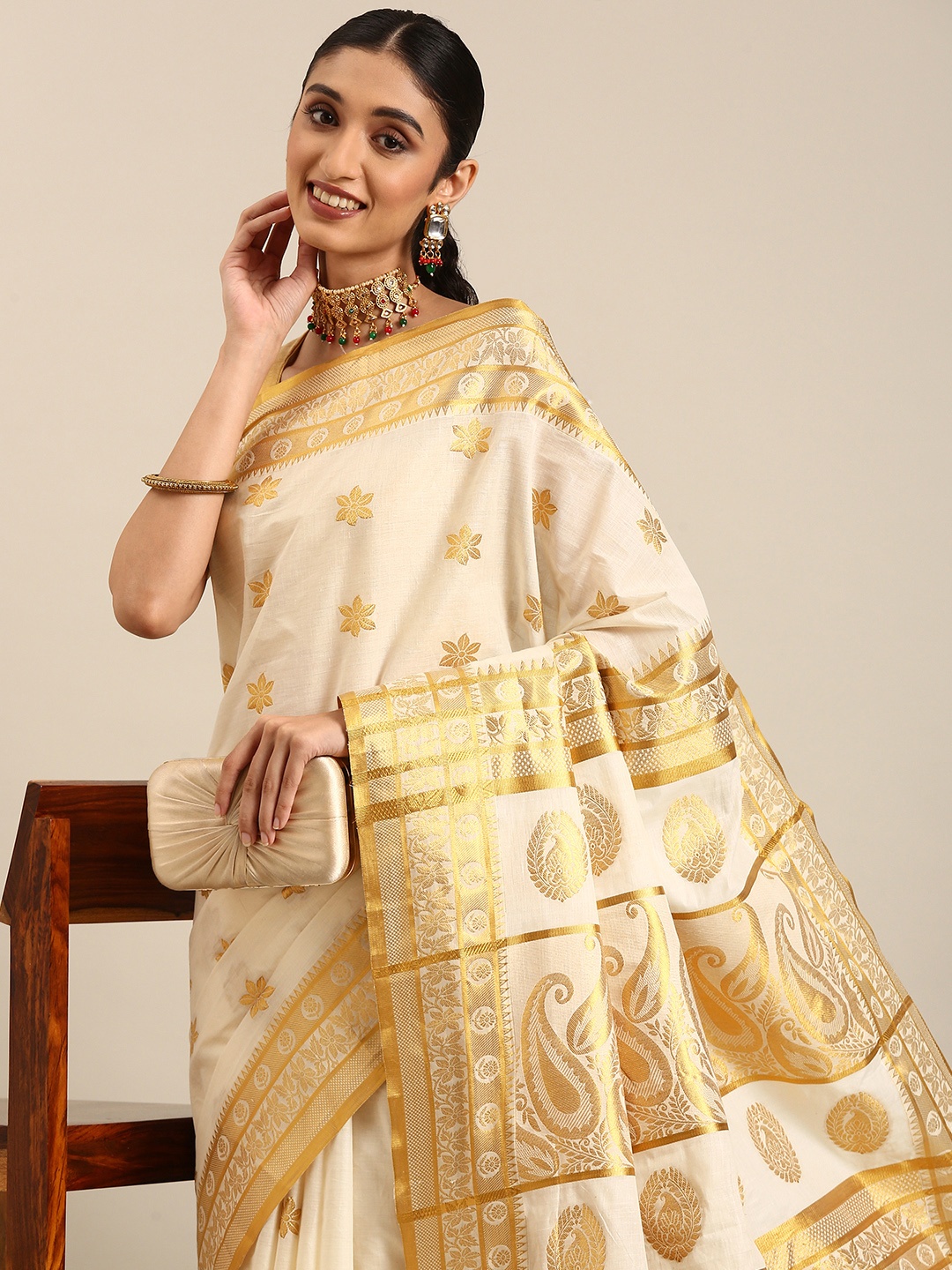 

Thara Sarees Floral Zari Pure Cotton Kasavu Saree, Off white