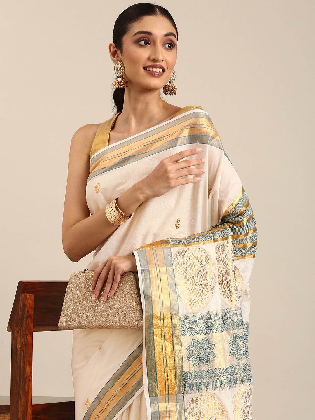 

Thara Sarees Floral Zari Pure Cotton Kasavu Saree, Off white
