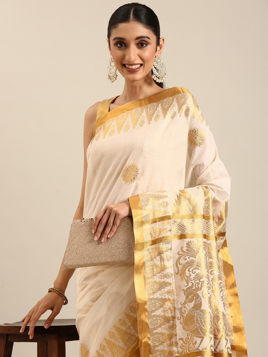 

Thara Sarees Floral Zari Pure Cotton Kasavu Saree, Off white