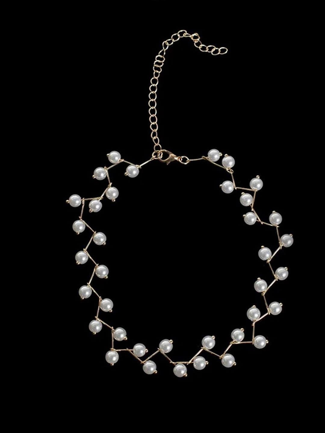 

FIMBUL Gold-Plated Antique Choker Necklace